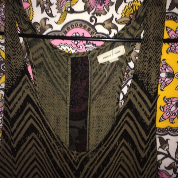 Tank top - Picture 4 of 4